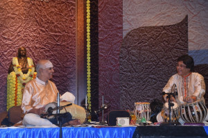 Vidwan Dr. Umayalpuram K. Sivaraman(Mrudangam) & Pt. Anindo Chatterjee (Tabla)- Instrumental Jugalbandi Concert